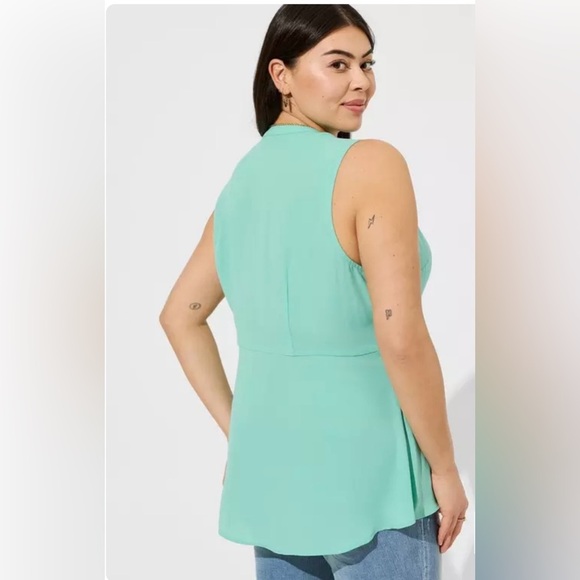 Torrid - Peplum Georgette Button-Front Tie-Front Blouse-Size 5X NWT - Picture 3 of 12